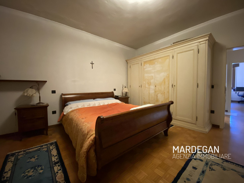 In una bella zona di San Martino di Lupari Ti proponiamo un'abitazione indipendente suddivisa in ...