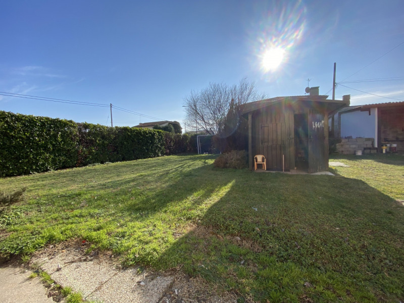 In una bella zona di San Martino di Lupari Ti proponiamo un'abitazione indipendente suddivisa in ...