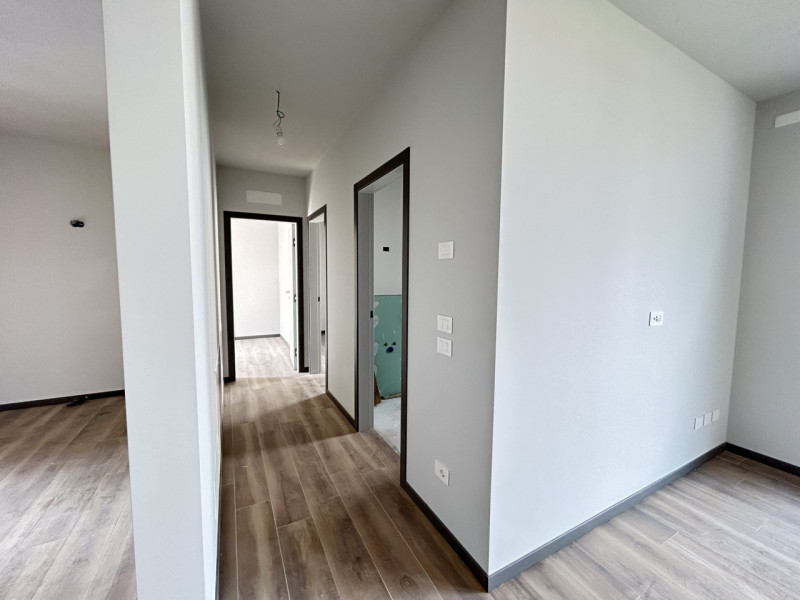 TRICAMERE PRIMO E ULTIMO PIANO CON TERRAZZONE DI BEN 19 MQ!
Quando vieni a scoprirlo? Telefona ad...