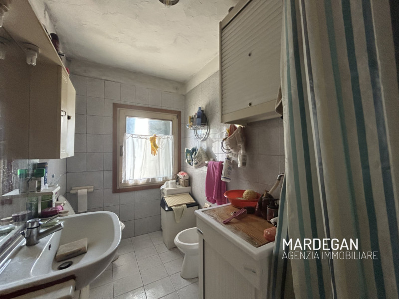 Quando vieni a scoprirlo?
In occasione vi offriamo uno splendido e luminoso casale in mezzo alla ...