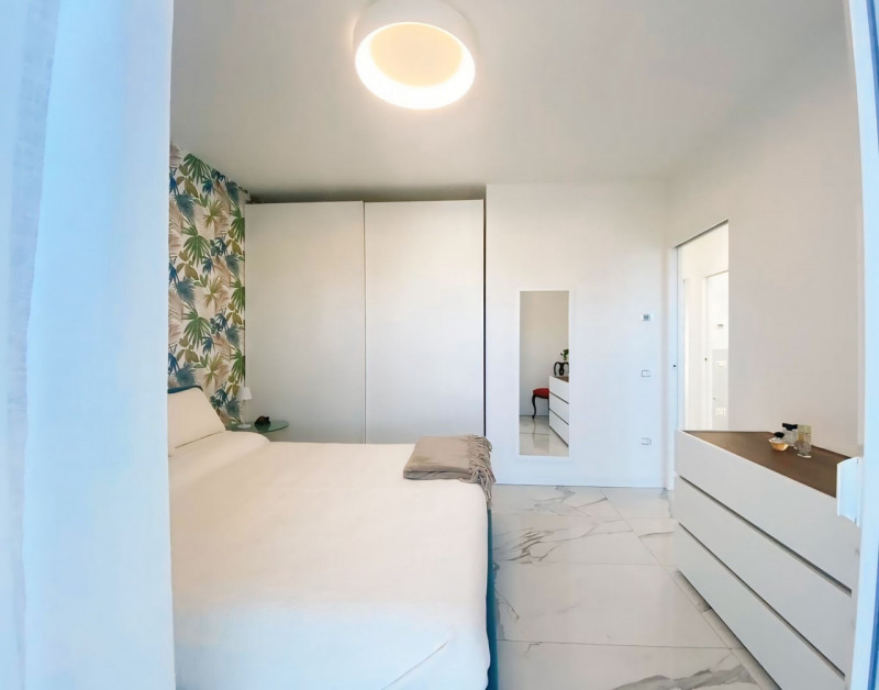 (Per INFO Mara 3481536890) ESCLUSIVA GERGO IMMOBILIARE - A Jesolo, a soli 400 mt da piazza Drago,...