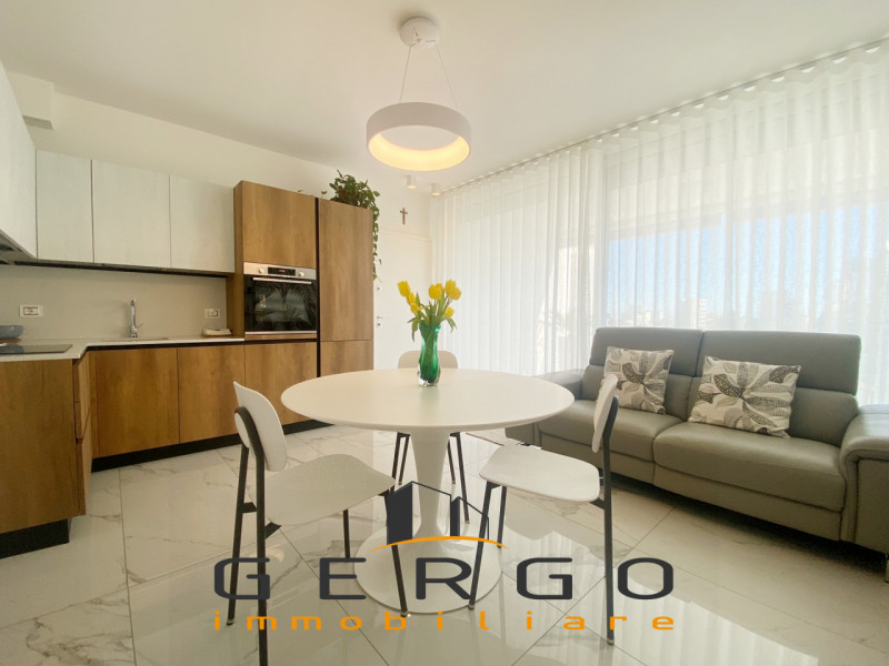 (Per INFO Mara 3481536890) ESCLUSIVA GERGO IMMOBILIARE - A Jesolo, a soli 400 mt da piazza Drago,...