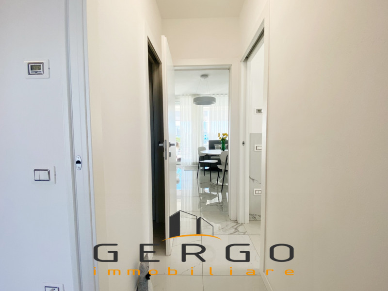 (Per INFO Mara 3481536890) ESCLUSIVA GERGO IMMOBILIARE - A Jesolo, a soli 400 mt da piazza Drago,...