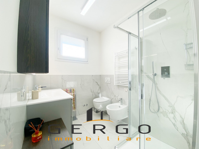 (Per INFO Mara 3481536890) ESCLUSIVA GERGO IMMOBILIARE - A Jesolo, a soli 400 mt da piazza Drago,...