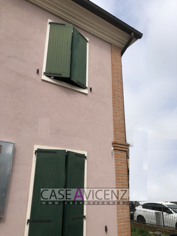 LUNGO LA RIVIERA BERICA - C.E.D - DISPONIBILE DAL 30 AGOSTO 2026 - Proponiamo introvabile casa di...