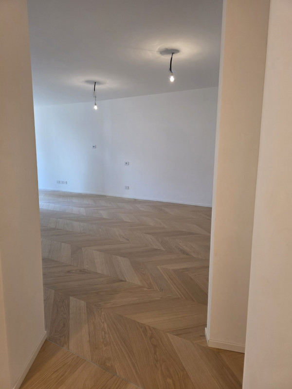 Scoprite un'opportunità unica nella storica città di Padova! Questo spazioso appartamento, situat...