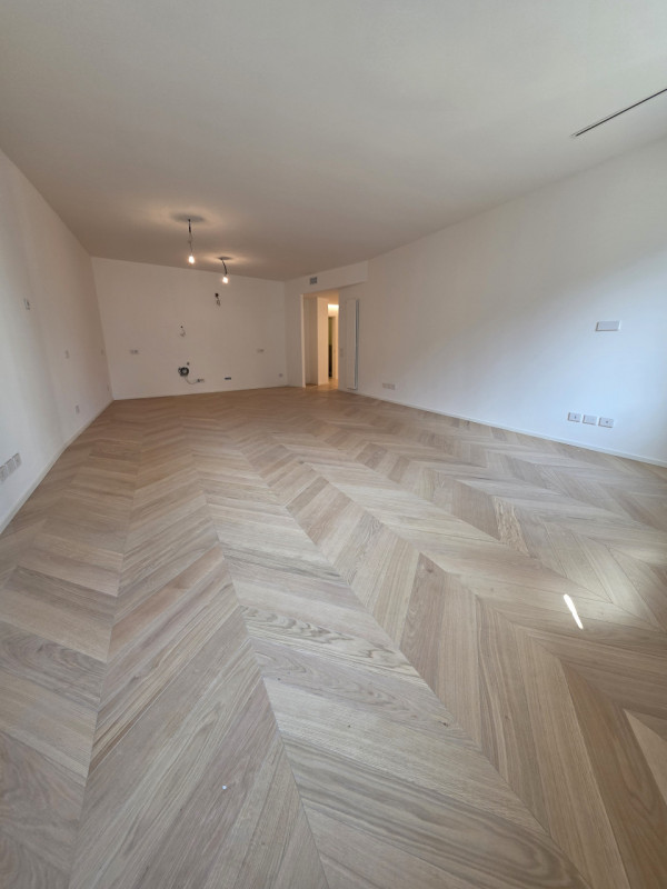 Scoprite un'opportunità unica nella storica città di Padova! Questo spazioso appartamento, situat...