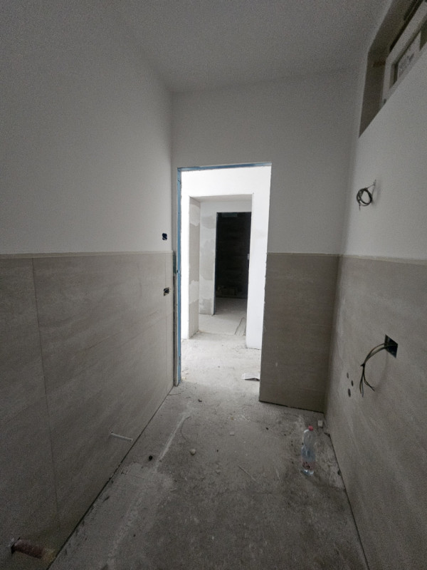 Scoprite un'opportunità unica nella storica città di Padova! Questo spazioso appartamento, situat...