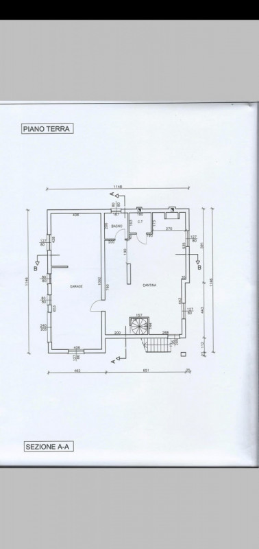 Scopri questa splendida casa singola terratetto situata a Lozzo Atestino, immersa nel meraviglios...