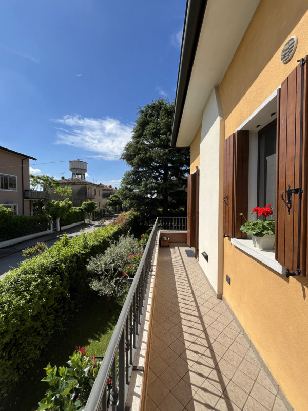 POJANA MAGGIORE: Questa splendida casa singola si trova nel centro di Pojana Maggiore, in luogo t...