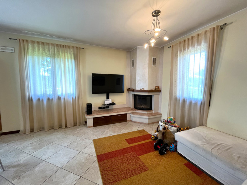 POJANA MAGGIORE: Questa splendida casa singola si trova nel centro di Pojana Maggiore, in luogo t...