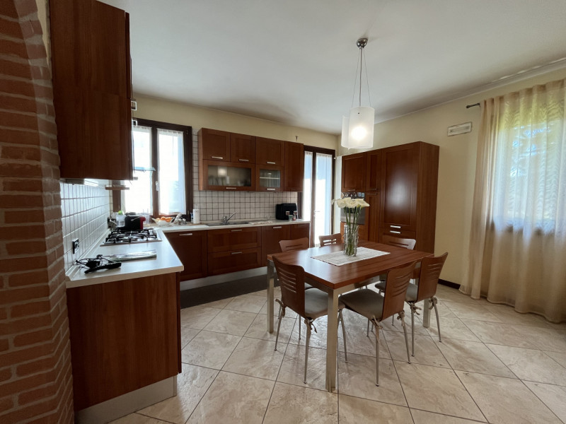 POJANA MAGGIORE: Questa splendida casa singola si trova nel centro di Pojana Maggiore, in luogo t...