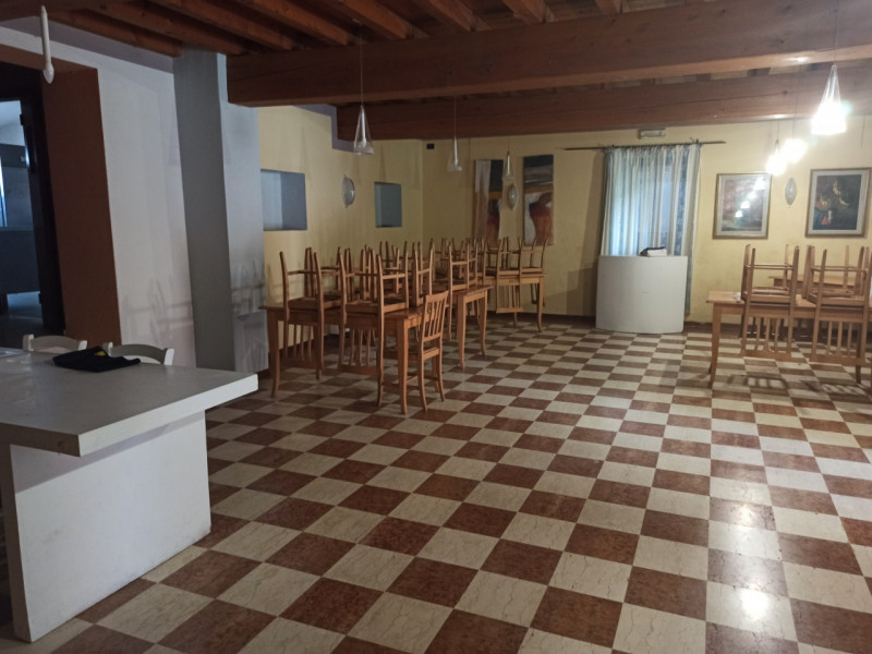 Vicenza est, zona Torri di Quartesolo. Vendesi suggestiva Locanda ricavata da una ristrutturazion...