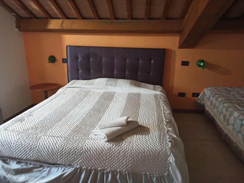 Vicenza est, zona Torri di Quartesolo. Vendesi suggestiva Locanda ricavata da una ristrutturazion...