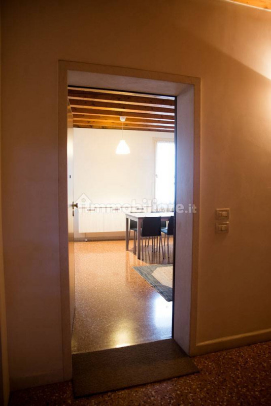 SAN SILVESTRO: In elegante contesto residenziale di pregio, composto da poche unità abitative e c...