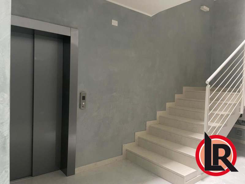 Stupendo e unico appartamento con due zone notti separate! Ottima soluzione per avere una camere ...