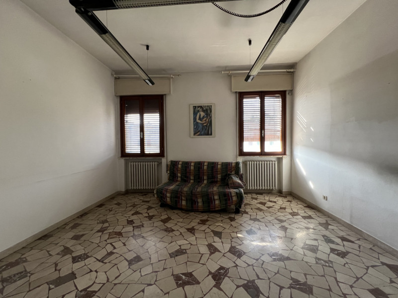 Siete amanti degli immobili in posizione centrale perché non riuscite a rinunciare alle comodità?...