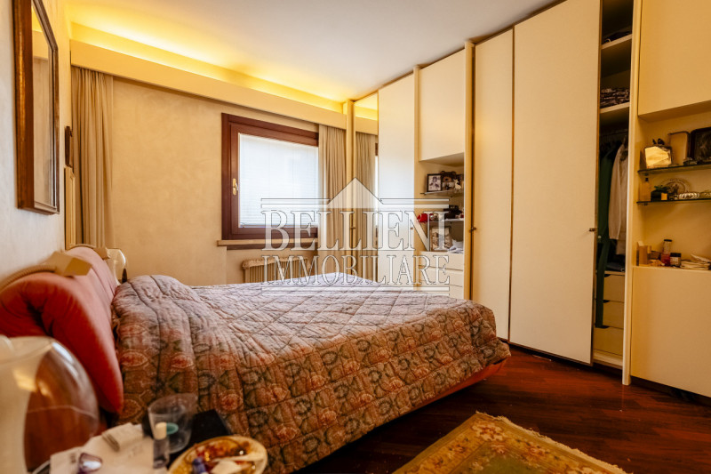 CENTRO STORICO - Lussuoso attico in vendita nel centro storico di Vicenza con una superficie tota...