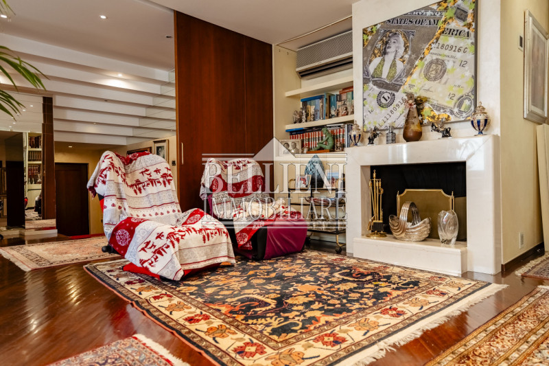 CENTRO STORICO - Lussuoso attico in vendita nel centro storico di Vicenza con una superficie tota...