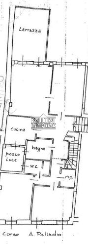 CENTRO STORICO - Lussuoso attico in vendita nel centro storico di Vicenza con una superficie tota...