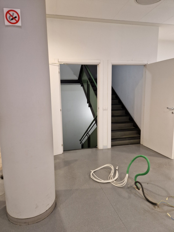 Splendido negozio plurivetrinato disponibile per affitto nel cuore di Bassano del Grappa. Con una...