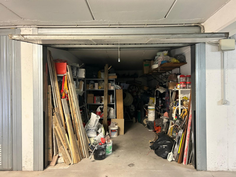 Pescantina Vendita Garage doppio