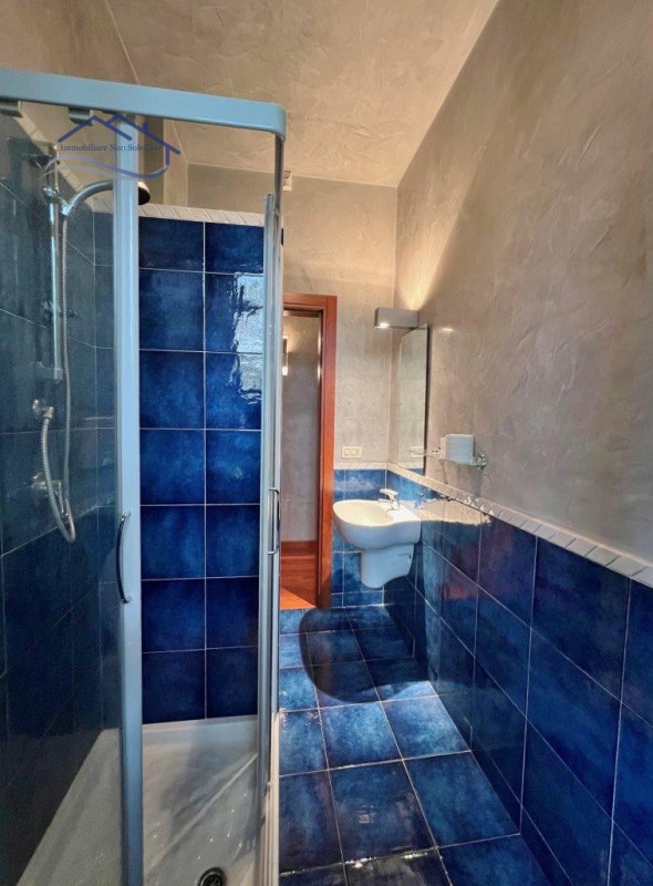 GIARDINI DELL'ARENA LATO VIA PORCIGLIA - Comodo al nuovo tribunale, ospedali, facoltà universitar...