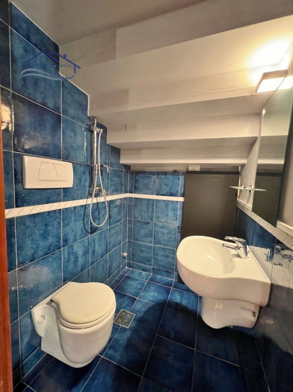 GIARDINI DELL'ARENA LATO VIA PORCIGLIA - Comodo al nuovo tribunale, ospedali, facoltà universitar...