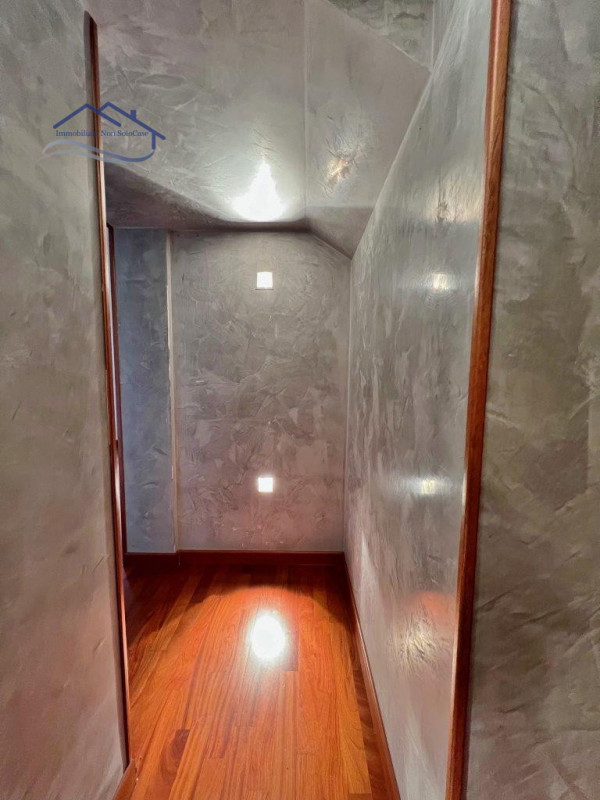 GIARDINI DELL'ARENA LATO VIA PORCIGLIA - Comodo al nuovo tribunale, ospedali, facoltà universitar...