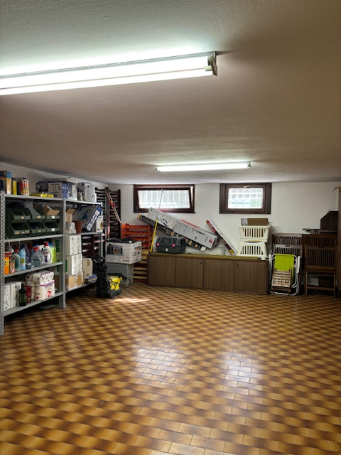 S.Bellino: ampia villa sviluppata su più livelli per complessivi 350 mq oltre al giardino. L'immo...