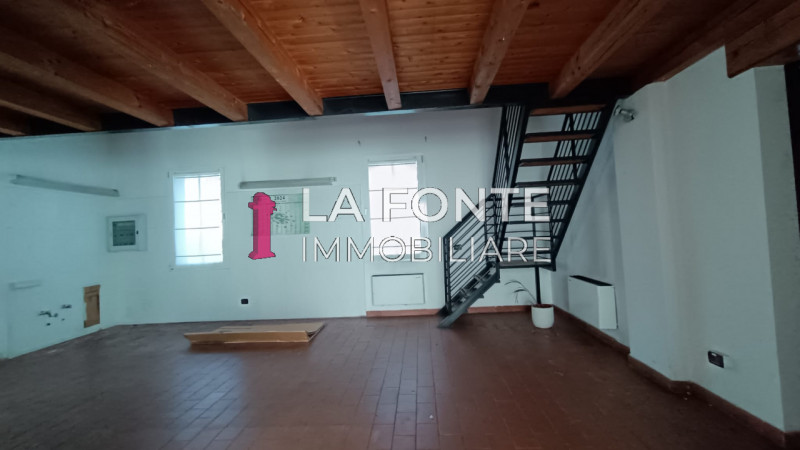 Padova, Camin Uffici prestigiosi in Barchessa Ristrutturata Unità indipendente con ingresso da Co...