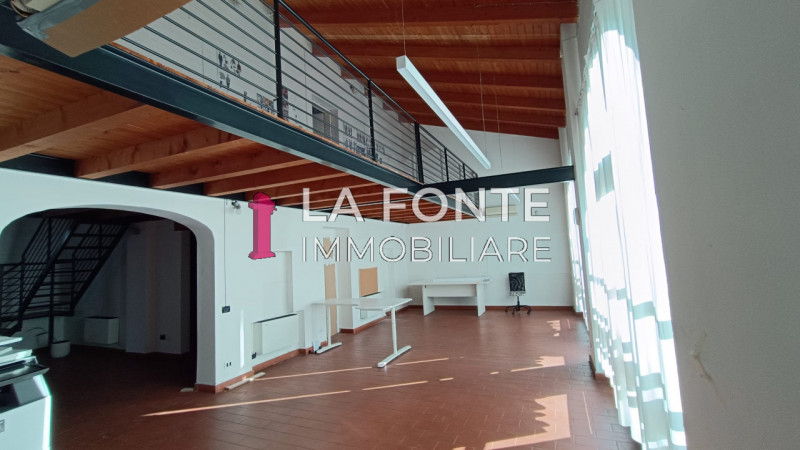 Padova, Camin Uffici prestigiosi in Barchessa Ristrutturata Unità indipendente con ingresso da Co...