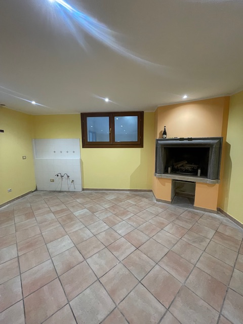 SAN GIORGIO DELLE PERTICHE   vendesi stupenda casa singola con giardino di 1000 mq caratterizzata...