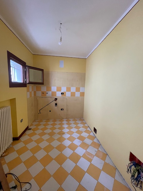 SAN GIORGIO DELLE PERTICHE   vendesi stupenda casa singola con giardino di 1000 mq caratterizzata...