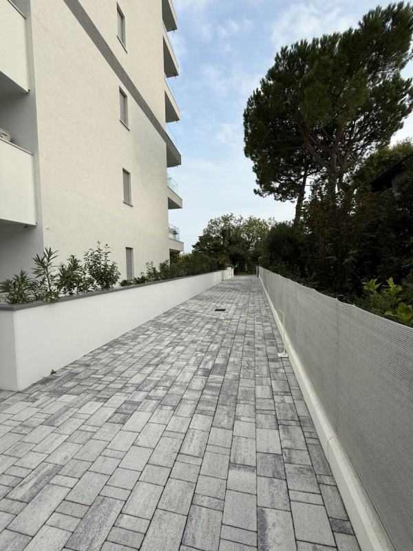 Vieni a scoprire questo magnifico appartamento di nuova costruzione, situato nel cuore di Jesolo....