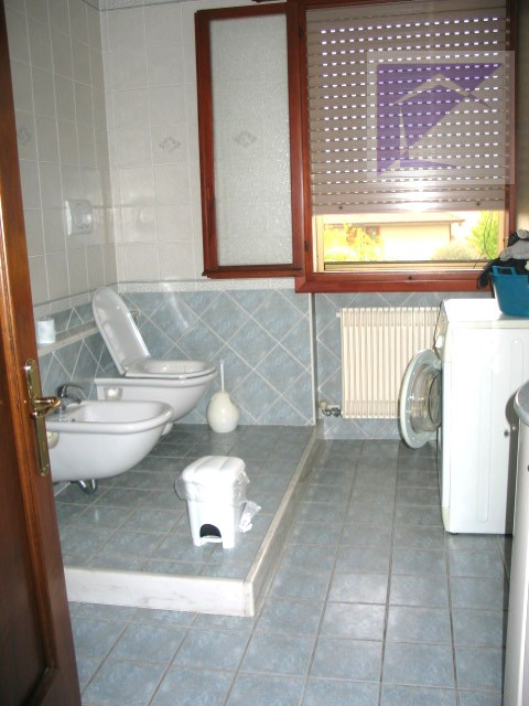 Sito nel cuore di Trebaseleghe, proponiamo appartamento di oltre 5 locali con una metratura di 11...