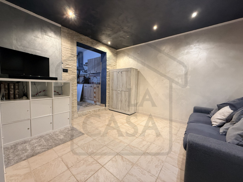 MONTEGROTTO TERME - Nel cuore della città termale, lungo il viale principale e in una posizione s...