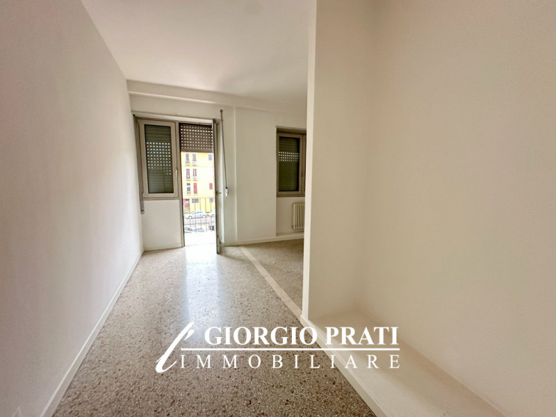 Proponiamo in affitto un elegante ufficio di 110 mq, situato in Via Verci a Bassano del Grappa (V...