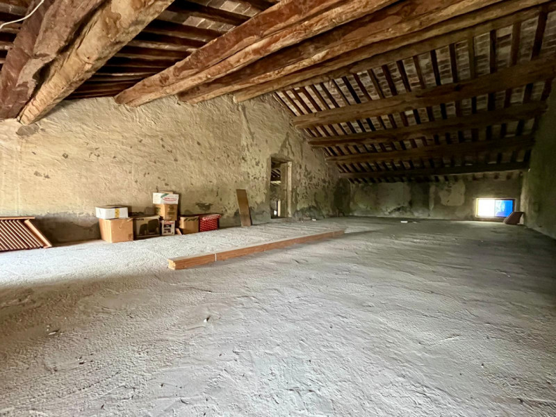 Questa casa di campagna a Campiglia dei Berici rappresenta veramente un'opportunità unica, sempre...