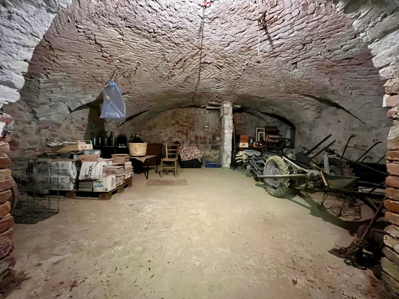 Questa casa di campagna a Campiglia dei Berici rappresenta veramente un'opportunità unica, sempre...