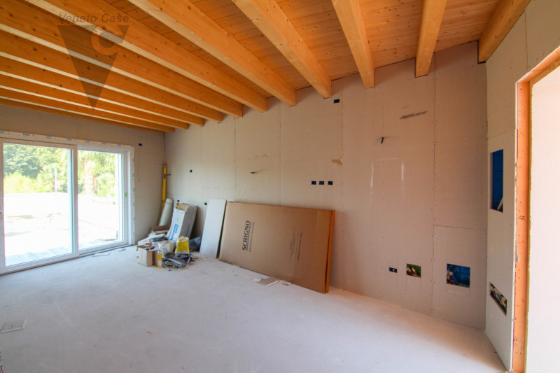 Poco distante dal centro di Piove di Sacco ma in posizione strategica per i principali servizi, p...