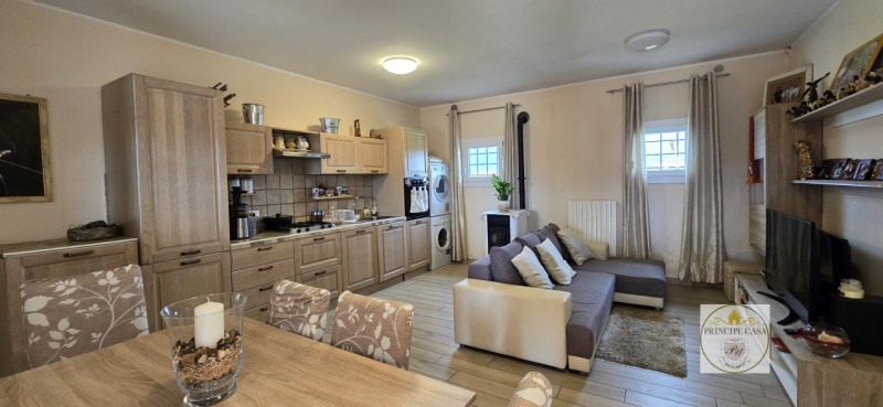 Rif. S383 - Proponiamo in vendita rustico singolo parzialmente ristrutturato in posizione apparta...