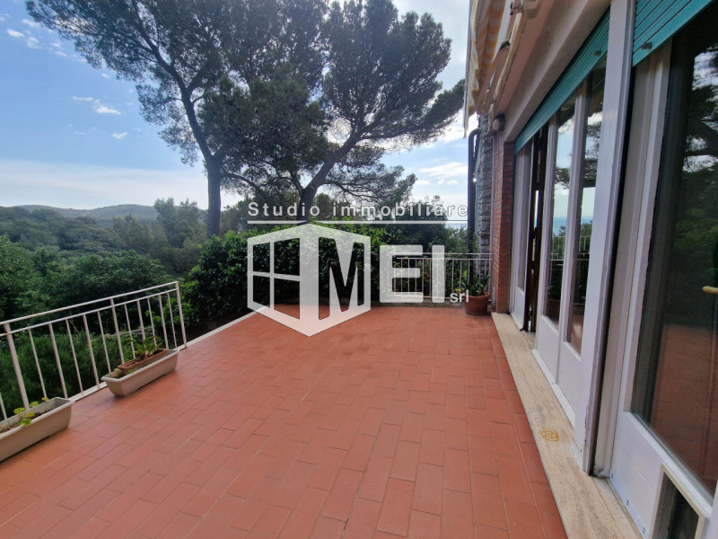 Villa in vendita a Quercianella, Livorno (LI)