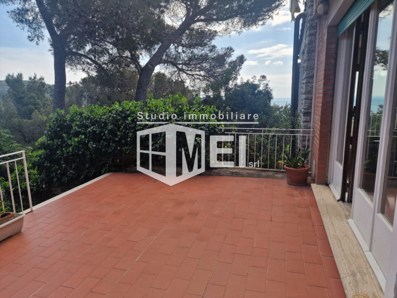 Villa in vendita a Quercianella, Livorno (LI)