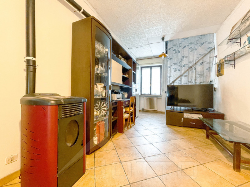 Momo Vendita Casa singola terratetto