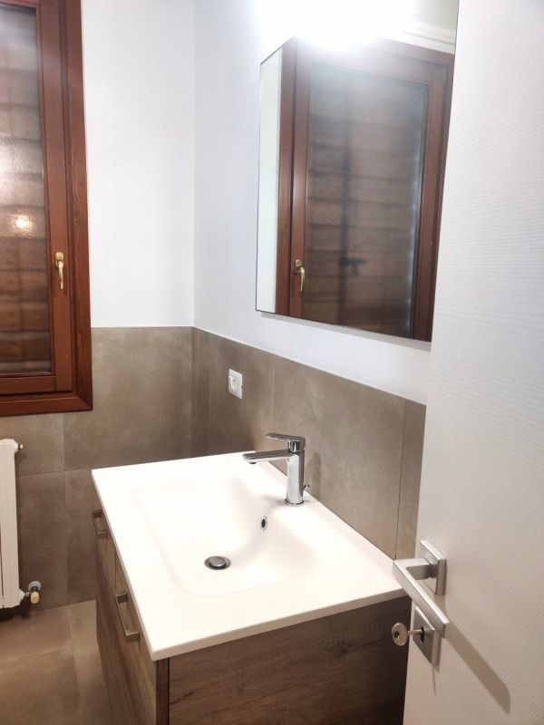 Appartamentino affitto turistico in Viale Delle Terme di Abano Terme.
Affittasi per brevi periodi...