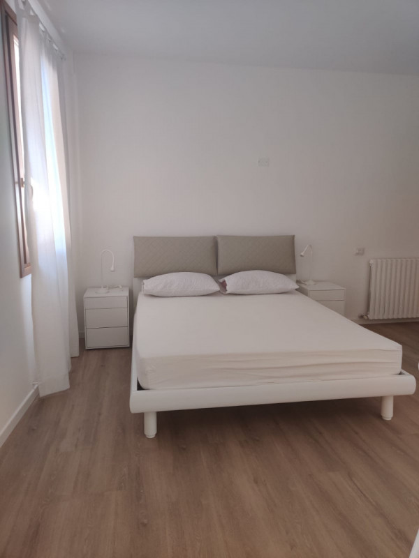 Appartamentino affitto turistico in Viale Delle Terme di Abano Terme.
Affittasi per brevi periodi...