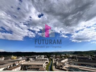 MONTECCHIO MAGGIORE - RIF.537FUTURAM - PER INFO 0444/310220 - 392/9183796
Si vende capannone indi...