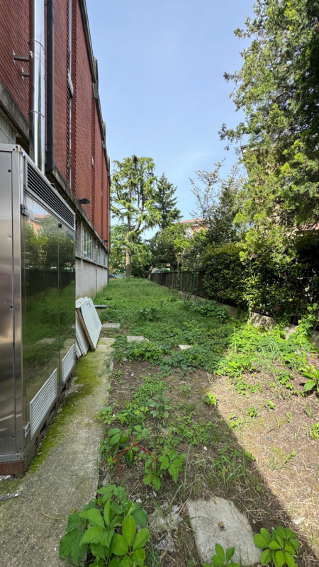 Imponente Palazzo Padova Ovest - Opportunità Commerciale/Residenziale - https://images.gestionaleimmobiliare.it/foto/annunci/240425/3680907/800x800/034__img_6760_wmk_0.jpg 