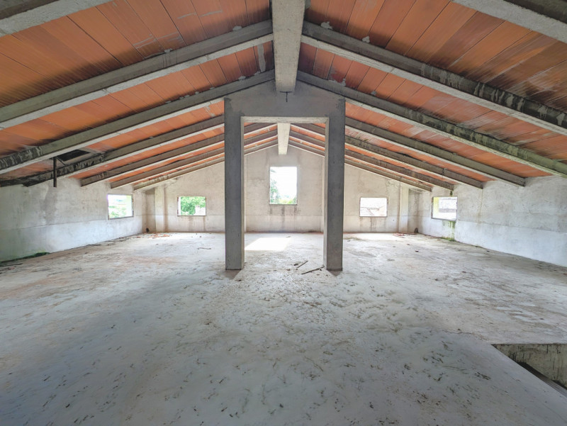 Colceresa - Casa indipendente con giardino e garage € 189.000,00

RIF FBT29 - Unica immobiliare, ...